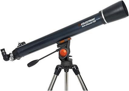 51b7UKYZlAL._AC_SX425_.jpg Celestron - Telescopio refractor AstroMaster 90AZ, para principiantes - Óptica de vidrio totalmente recubierta - Trípode de altura ajustable - Paquete de software de astronomía adicional - Imagen 1