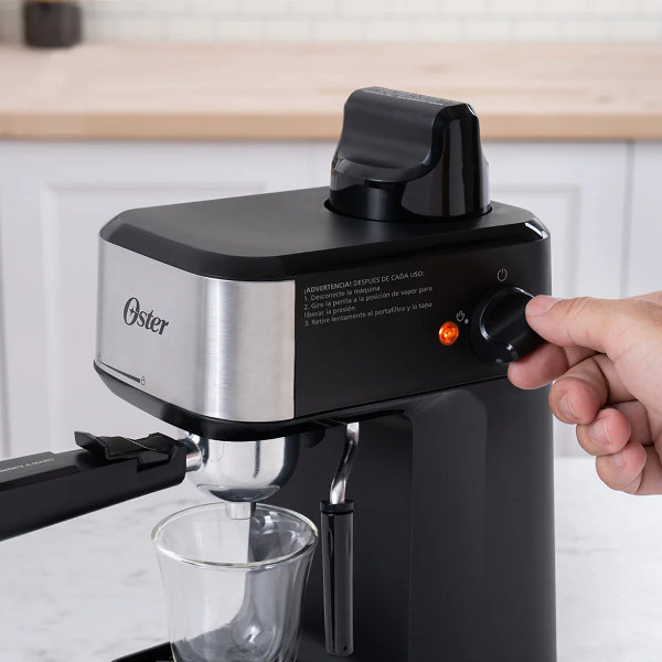 Oster Máquina de Café Semiautomática, BVSTEM3300 - Imagen 3